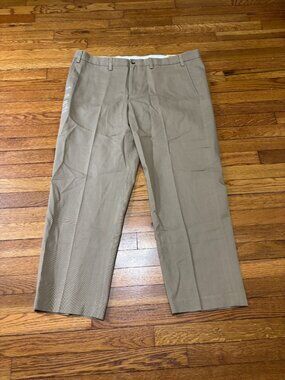 Eddie Bauer Men's Performance Khaki Pants Size 42x30 Beige Cotton Twill NWT $50